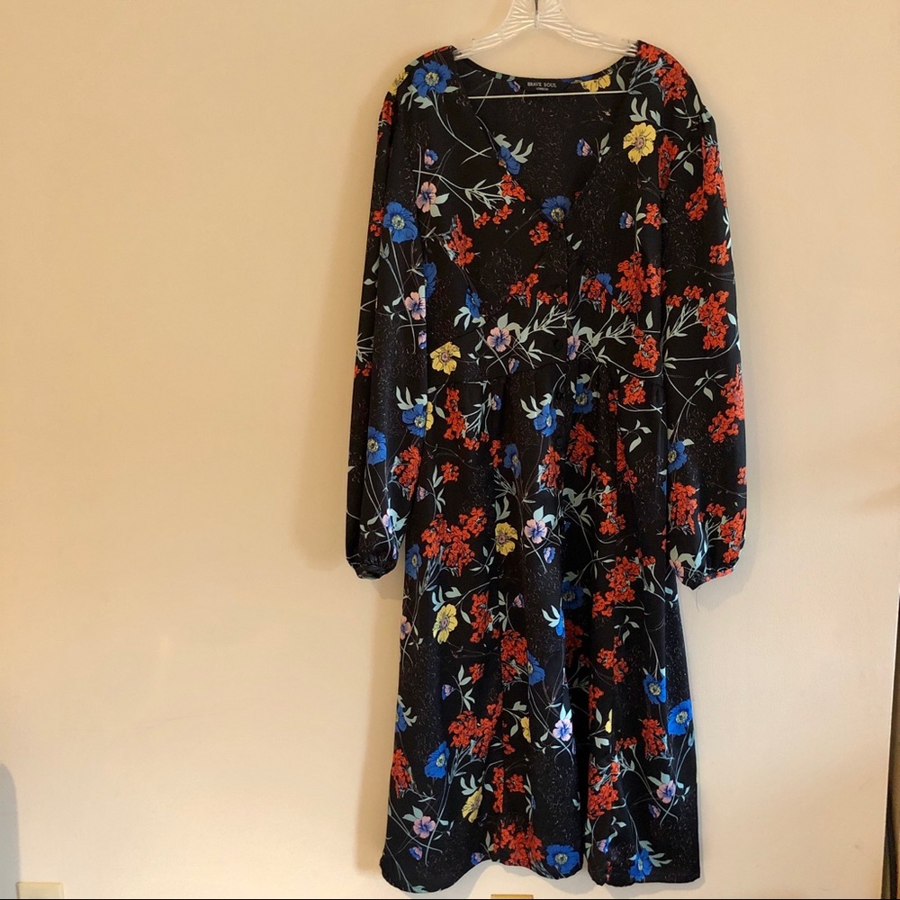 Brave Soul London Black Plus Size Long Sleeve Button Down Floral Midi Dress